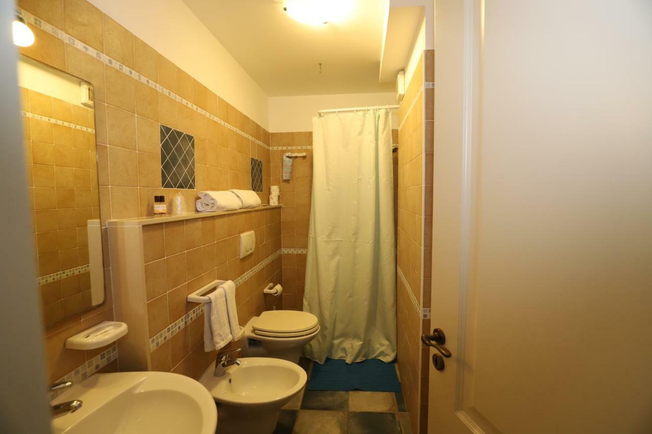 מרצאממי Hotel Celeste מראה חיצוני תמונה