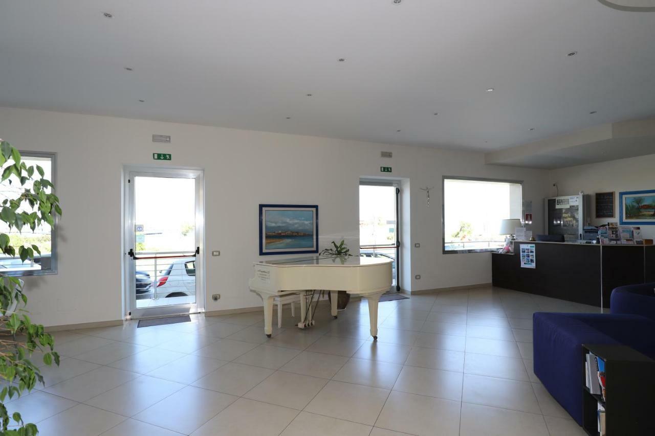 מרצאממי Hotel Celeste מראה חיצוני תמונה